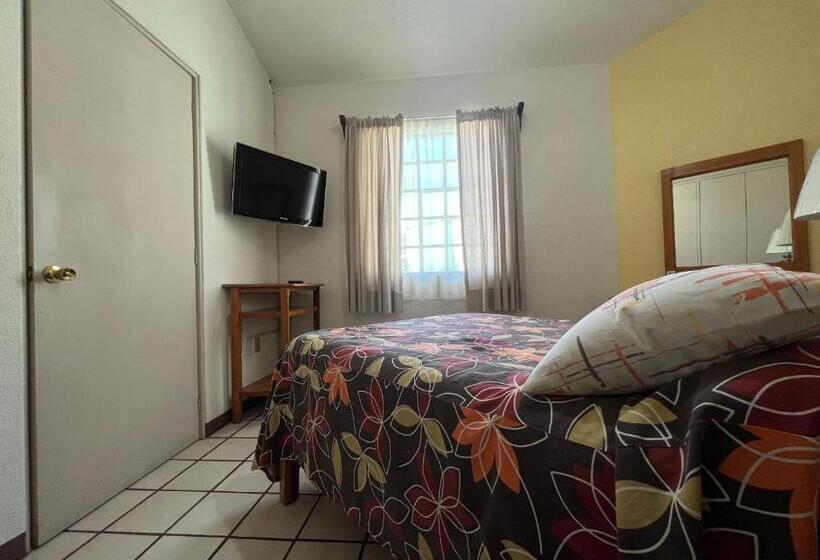 Дом 2 Спальни, Privada 400