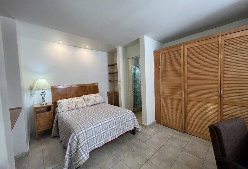 Люкс, Privada 400