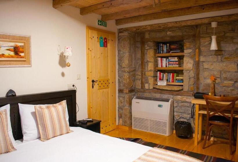 디럭스 룸, Guest House Epochs Since 1871