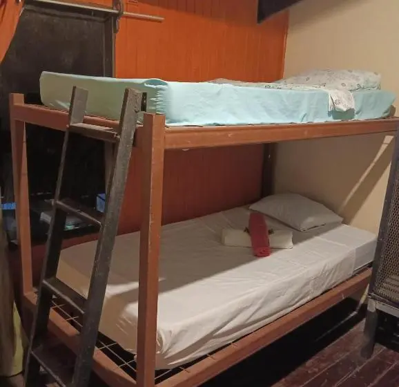 エコノミー４人部屋, Hostel Antorchas
