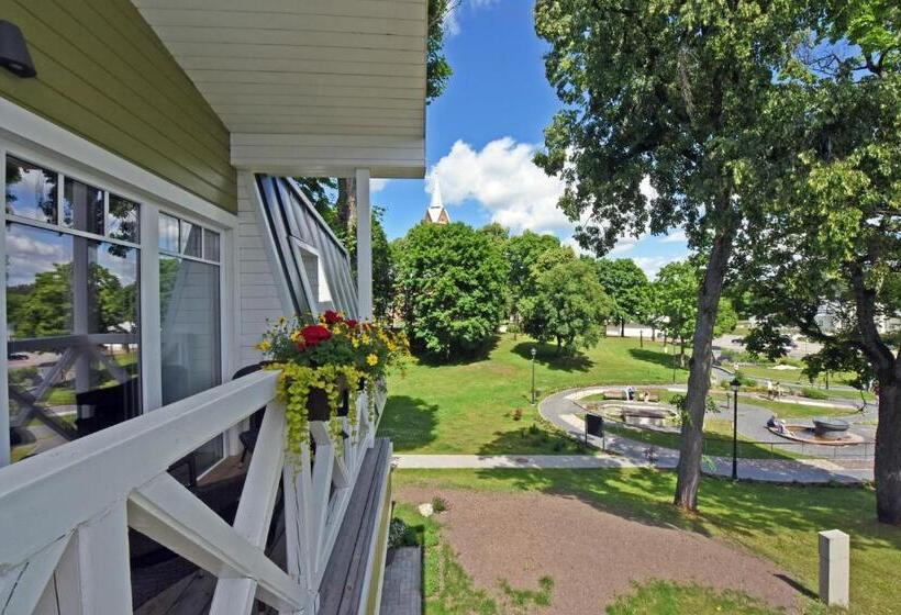 اتاق استاندارد سه تخته با بالکن, Vila Klasika