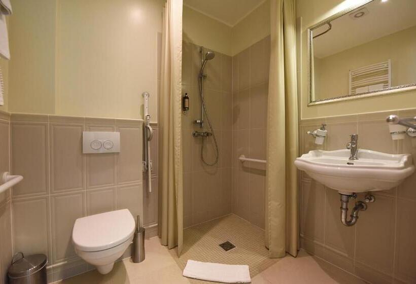 آپارتمان 1 خوابه با تراس, Vila Klasika