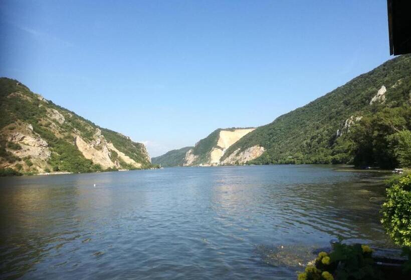 آپارتمان 2 خوابه, Apartment Dedine Golubac