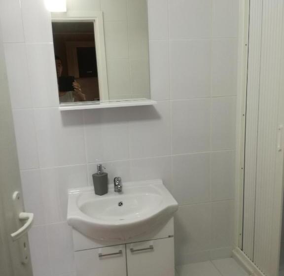 آپارتمان 1 خوابه همکف, Apartment Dedine Golubac