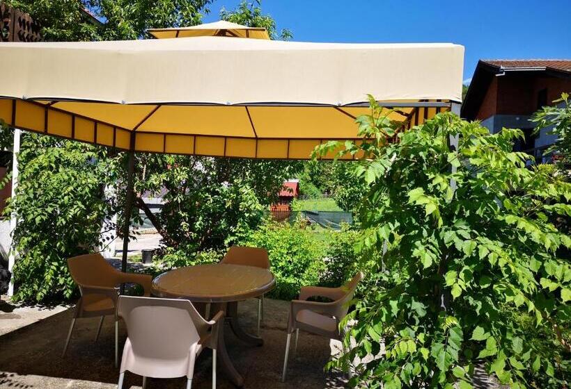 آپارتمان 1 خوابه, Apartment Dedine Golubac