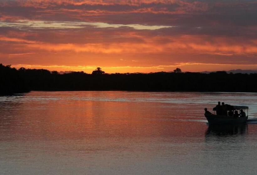 סטודיו משפחתי, Casinha Amarela Ecolodge Boipeba