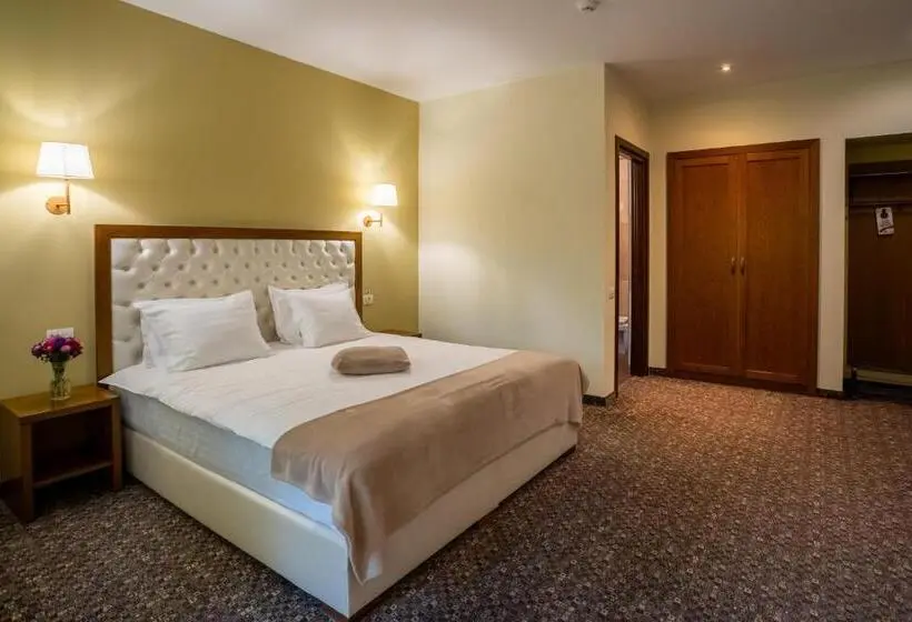 Deluxe-huone, Opus Villa