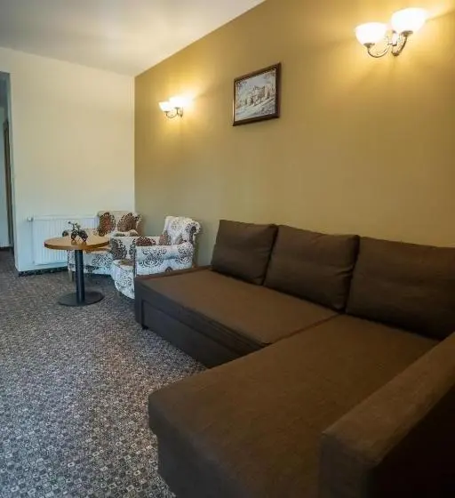 Perhesviitti, Opus Villa