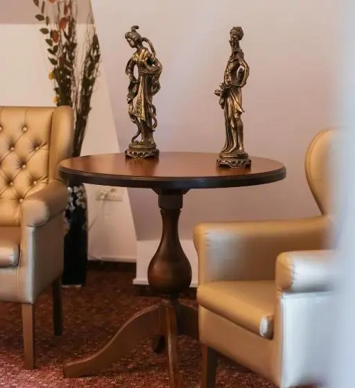 Standard-studio, Opus Villa