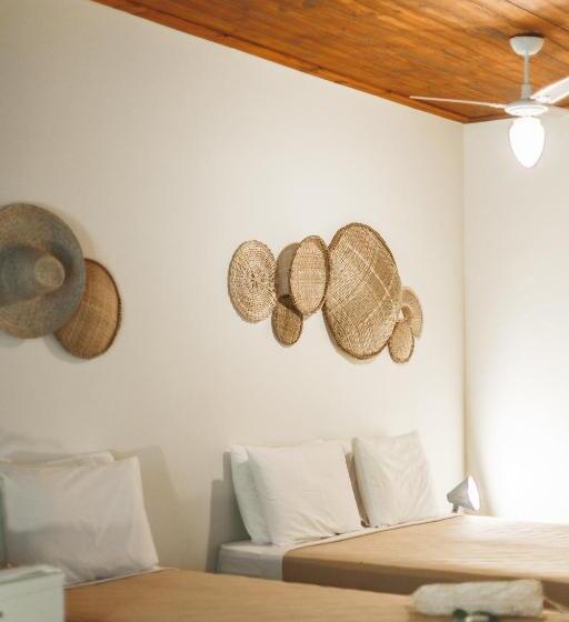 اتاق استاندارد سه تخته با بالکن, Pousada Pouso Da Maré