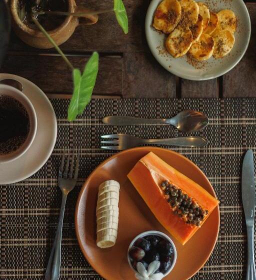 اتاق استاندارد سه تخته با بالکن, Pousada Pouso Da Maré