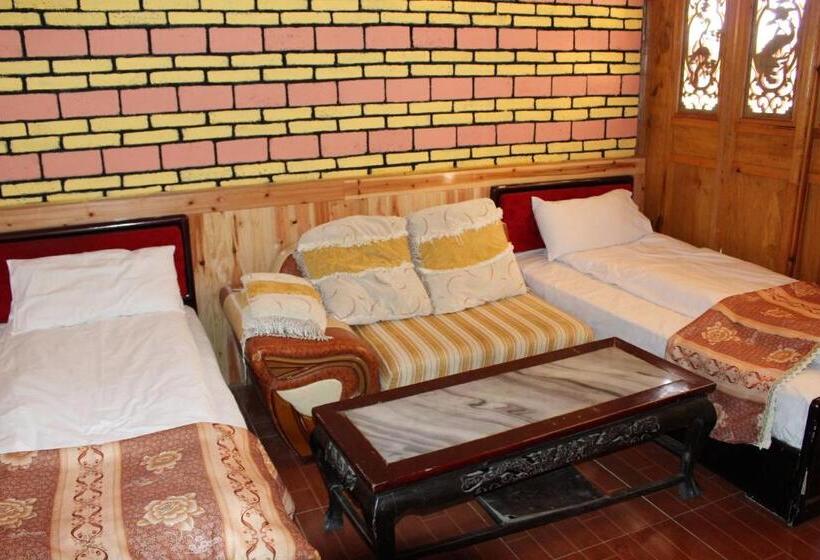 2 Bedroom Suite, Tibet Guesthouse 虎跳峡卓玛客栈