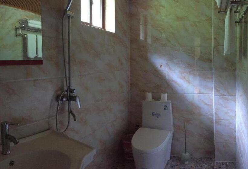 Standard Room Mountain View, Tibet Guesthouse 虎跳峡卓玛客栈