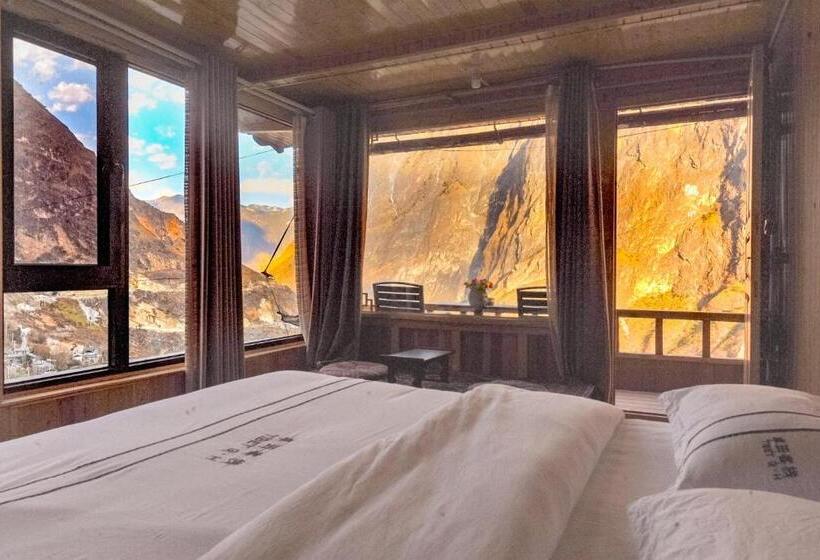 Standard Room King Size Bed, Tibet Guesthouse 虎跳峡卓玛客栈