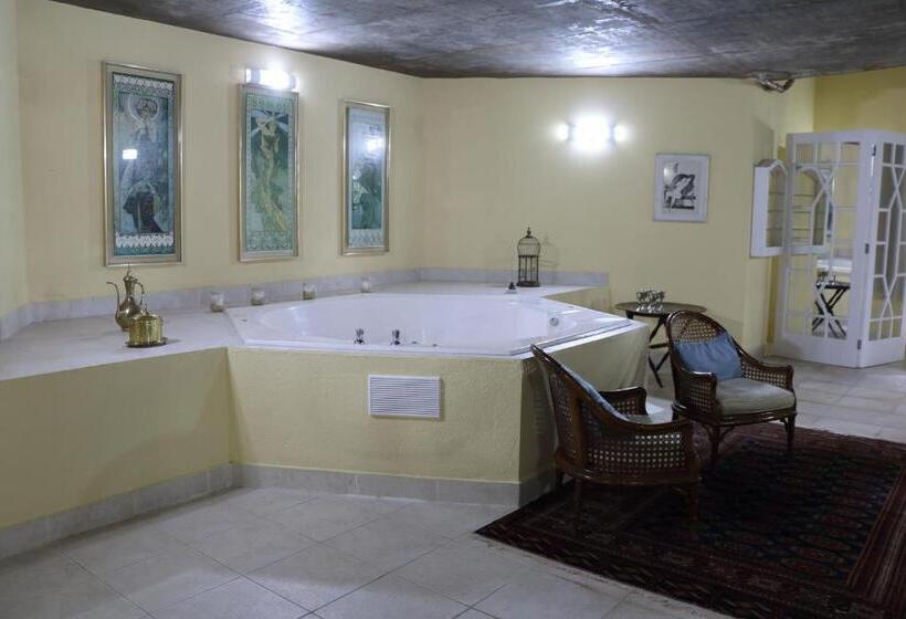 ガーデンビュースーペリアールーム, Villa Serena Bed & Breakfast