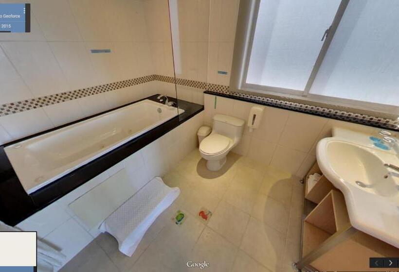 اتاق استاندارد با بالکن و چشمانداز دریا, Blue Ocean