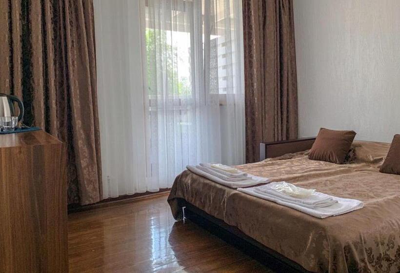 Cameră Deluxe cu Vedere la Mare cu Balcon, Shpinat