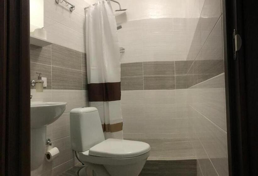 Cameră Deluxe cu Vedere la Mare cu Balcon, Shpinat