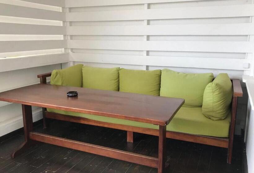 Cameră Deluxe cu Vedere la Mare cu Balcon, Shpinat