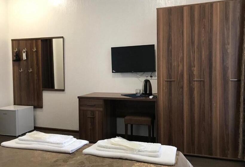 Cameră Deluxe cu Vedere la Mare cu Balcon, Shpinat