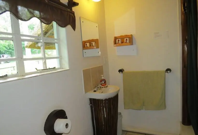 Perhebungalow, Thokozani Lodge
