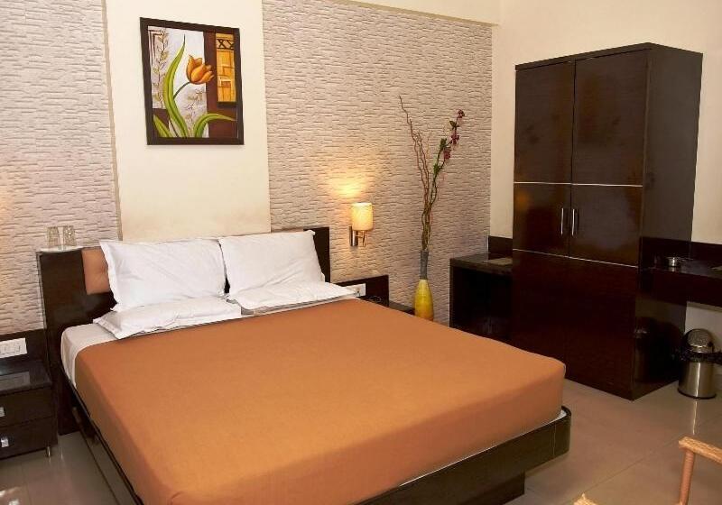 חדר דלוקס, Vaishnavi