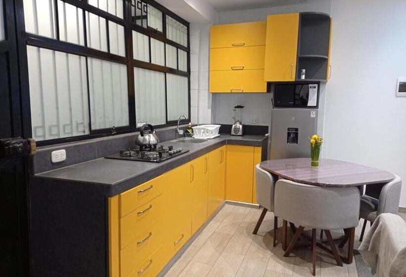 آپارتمان 1 خوابه همکف, La Casa De Justi