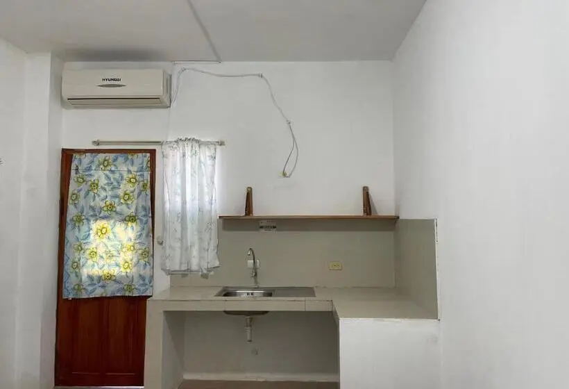 اتاق اکونومی, Casa De Huespedes Darling