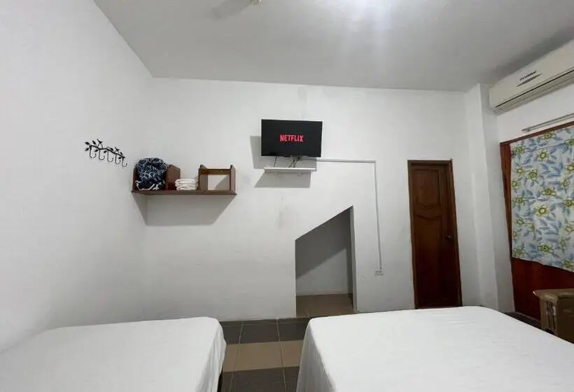اتاق اکونومی, Casa De Huespedes Darling