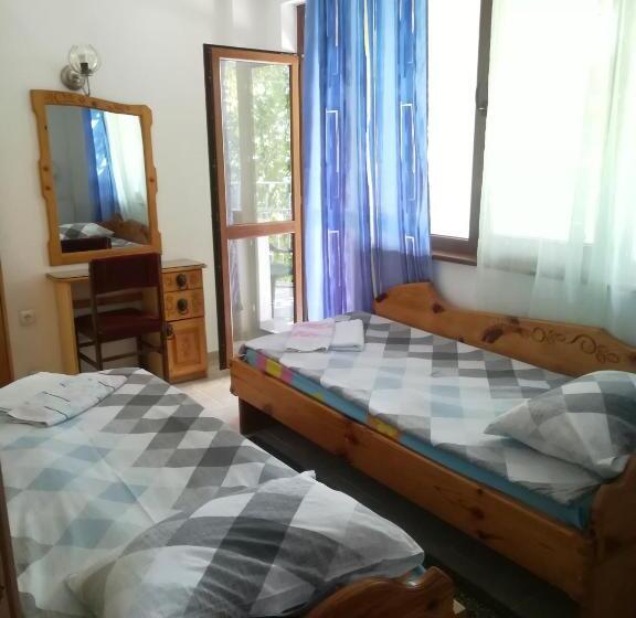 스탠다드 테라스 룸, Guest House Orfey