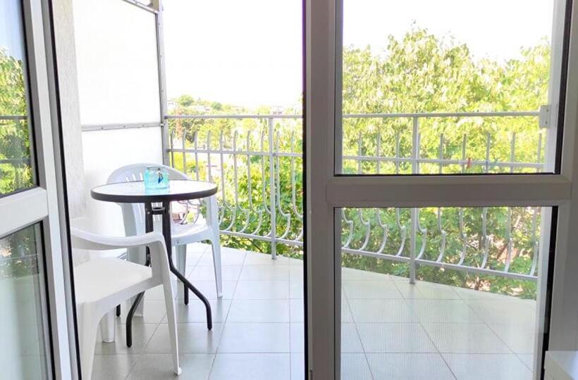 Трехместный Номер Комфорт, Guest House Orfey