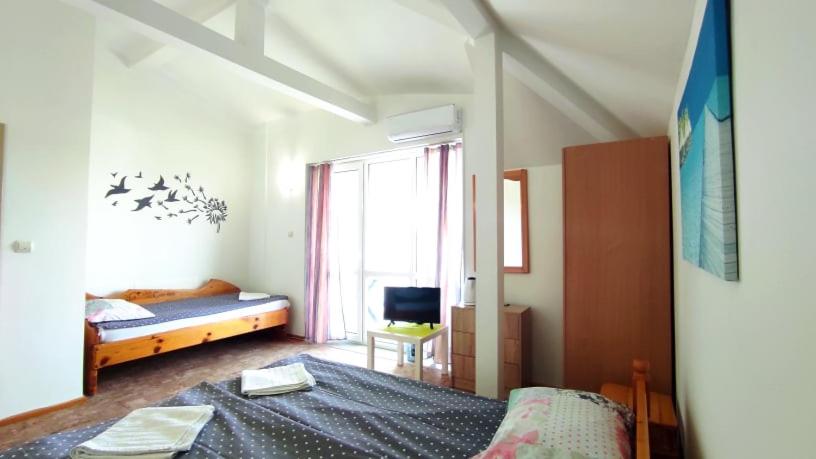 컴포트 트리플 룸, Guest House Orfey