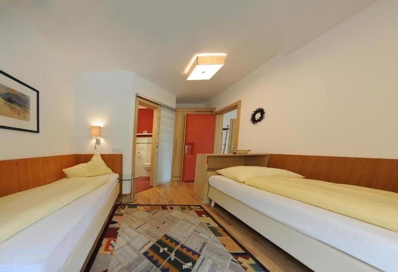 1 Bedroom Apartment Lake View, Carinthia