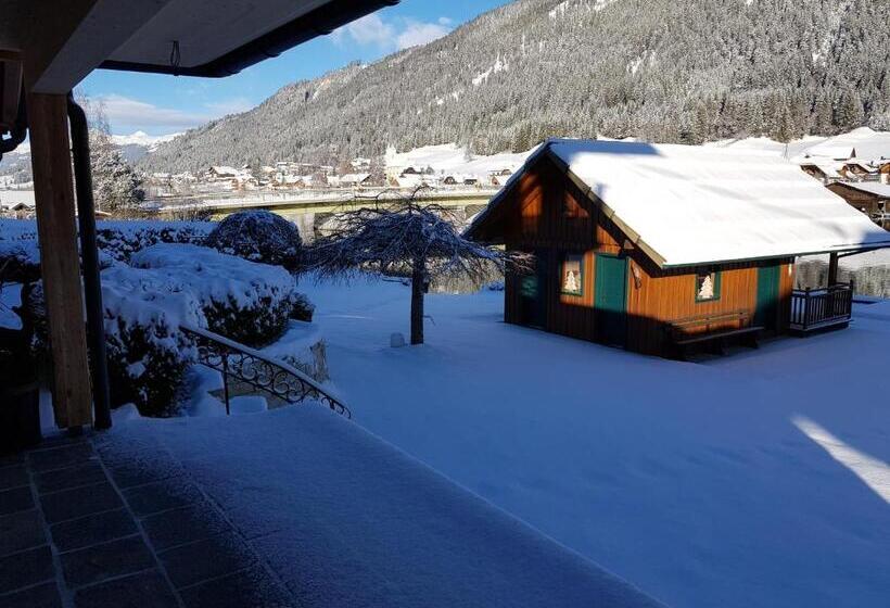 1 Bedroom Apartment Mountain View, Carinthia