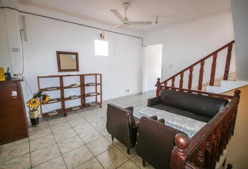 اتاق اکونومی, Leynbaan Villa