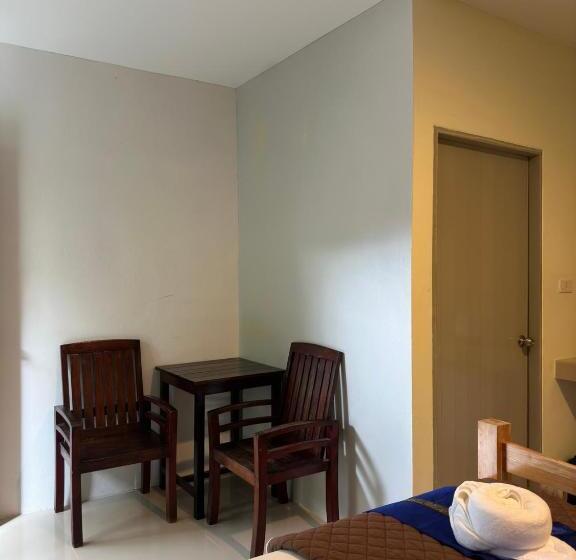 标准房带园景, Suntalee House