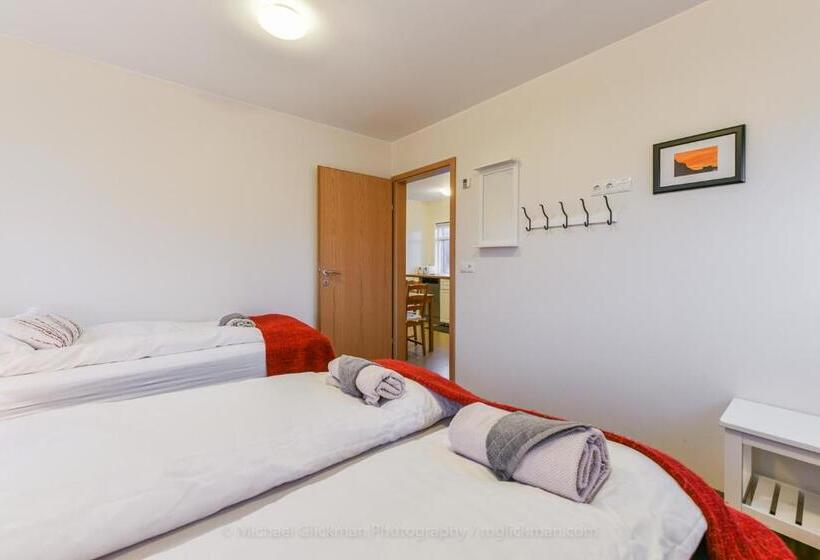 اتاق استاندارد با سرویس بهداشتی مشترک, Syðraskorðugil Guesthouse