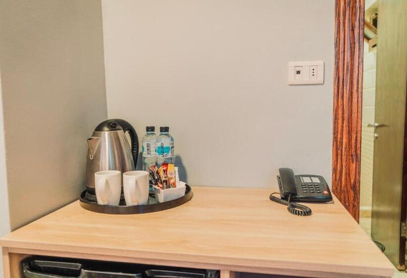 سوئیت 2 خوابه, Baden Hotel Suites