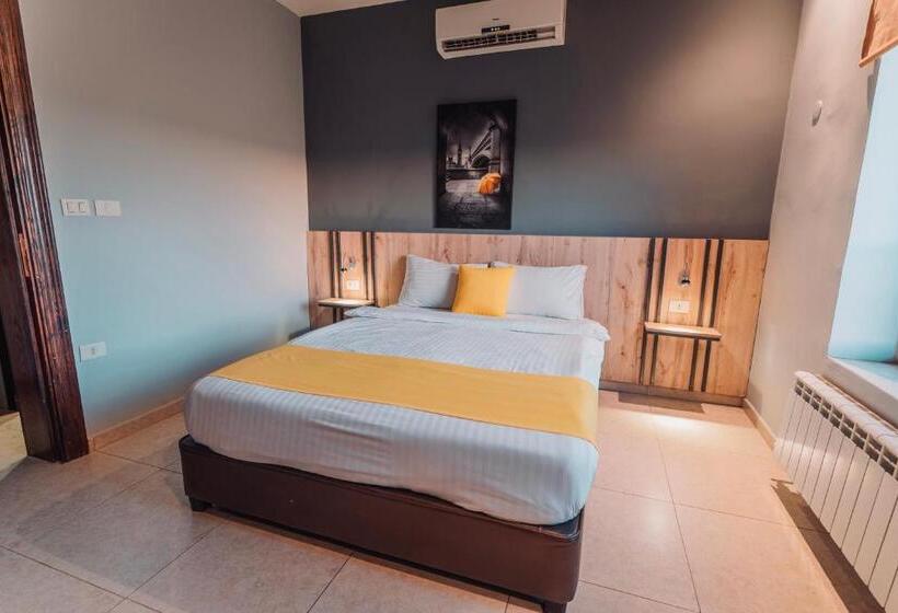سوئیت 2 خوابه, Baden Hotel Suites