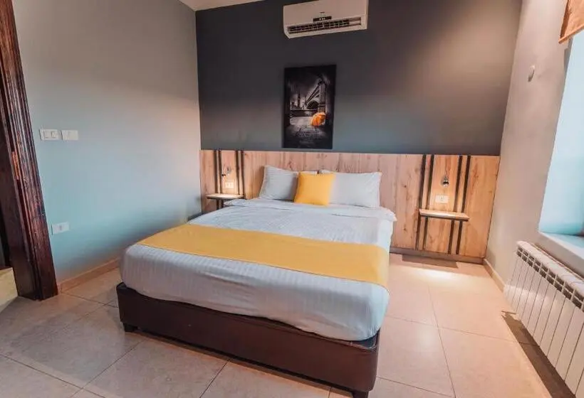 سوئیت 2 خوابه, Baden Hotel Suites