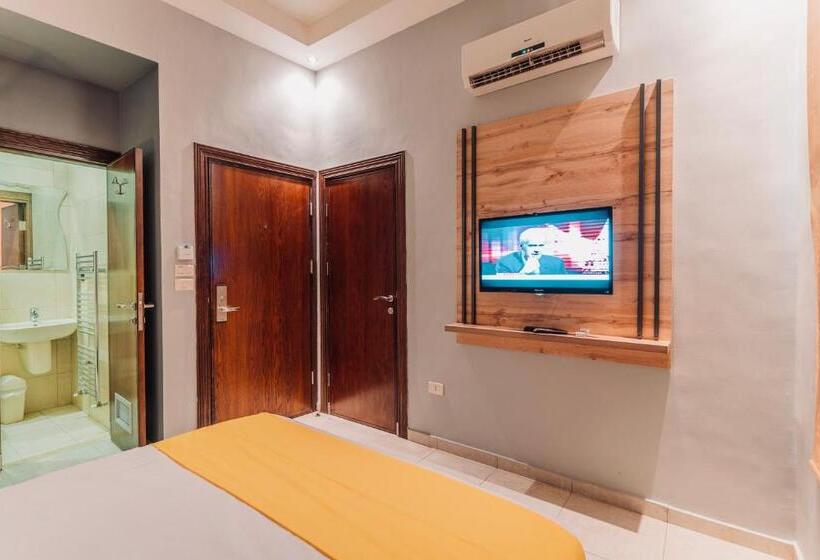 استودیوی لوکس, Baden Hotel Suites