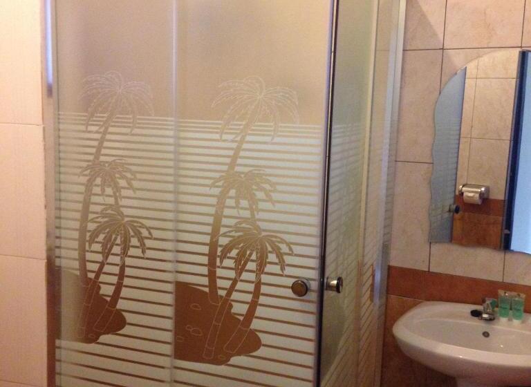 اتاق استاندارد یک نفره, Jresidence Motel
