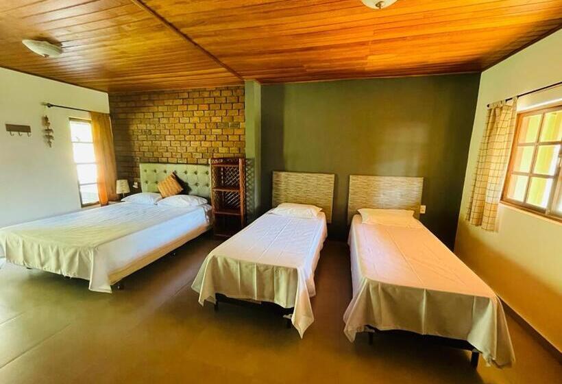 חדר סטנדרט לארבעה, Pousada Tarumim