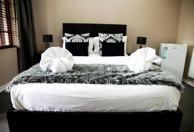 スタンダードルーム, The Gables Middelburg Mpu