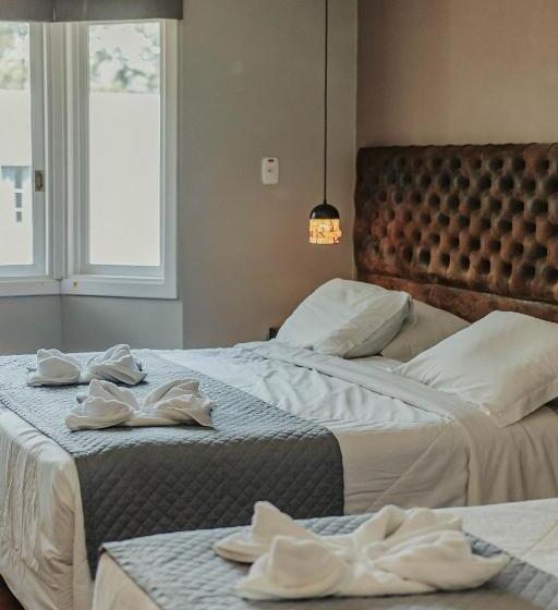 디럭스 트리플 룸, Pousada Caracol