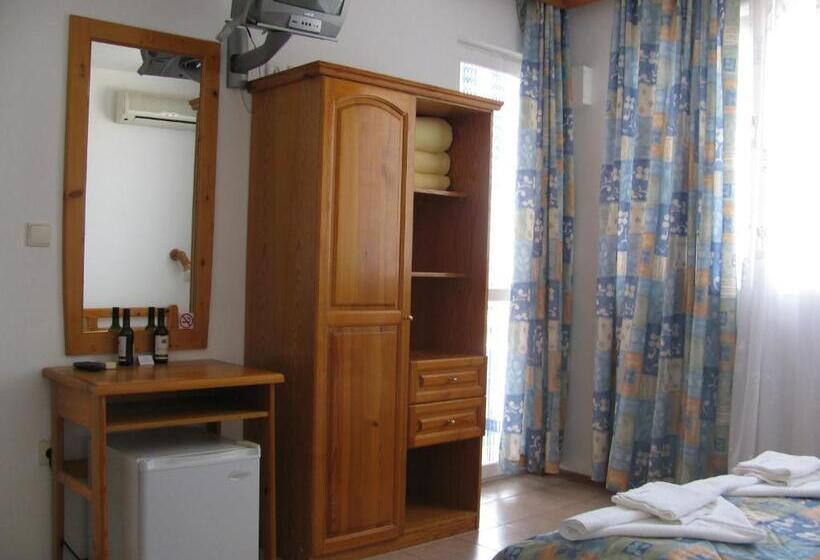 חדר סטנדרט עם מרפסת, Villa Sens