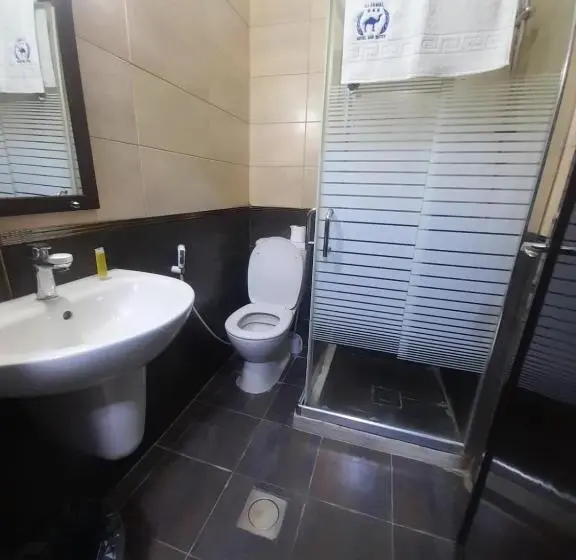 اتاق اجرایی سه نفره, Al Jamal Suites