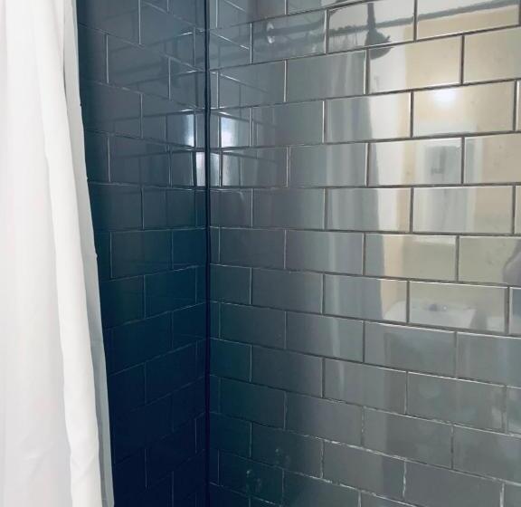 １階の１ベッドルームアパートメント, Attitude Montagne