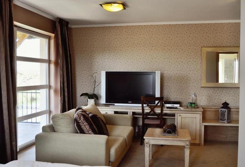 غرفة ديلوكس, Divá Kačica Restaurant & Pansion