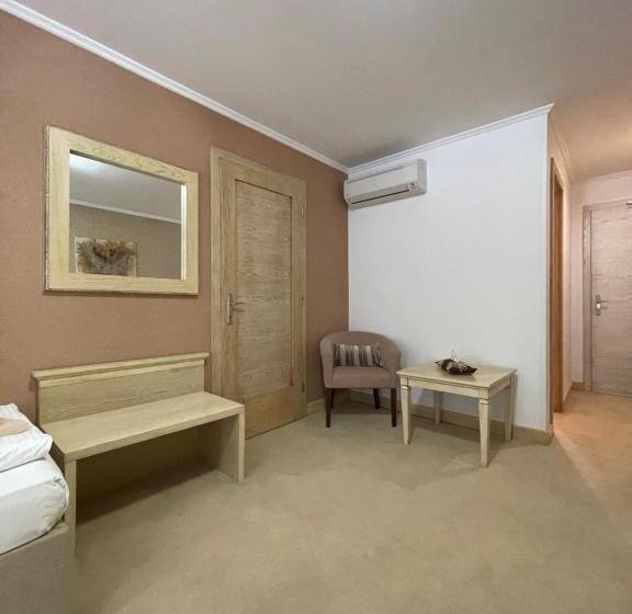 غرفة سوبيريور عائلية, Divá Kačica Restaurant & Pansion